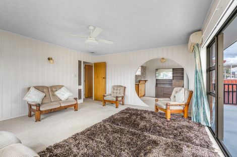 Photo of property in 1/34 Majesty Place, Half Moon Bay, Auckland, 2012