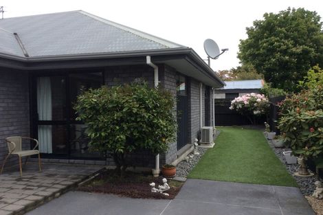 Photo of property in 2/95 Saint James Avenue, Papanui, Christchurch, 8053