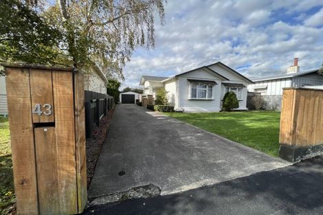 Photo of property in 43 Lyndhurst Street, Takaro, Palmerston North, 4412