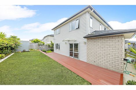 Photo of property in 4 Cahir Place, Flat Bush, Auckland, 2019