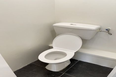 Photo of property in 23a Allington Road, Karori, Wellington, 6012