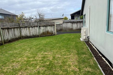 Photo of property in 8a Formby Avenue, Point Chevalier, Auckland, 1022