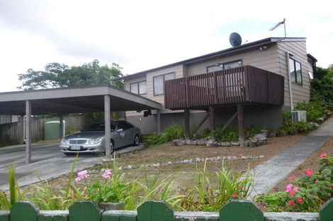 Photo of property in 8 Kayle Glen, West Harbour, Auckland, 0618