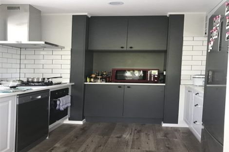 Photo of property in 78 Awaruku Road, Torbay, Auckland, 0630