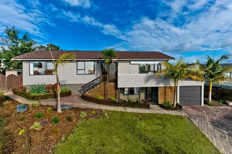 Photo of property in 65 Luckens Road, West Harbour, Auckland, 0618