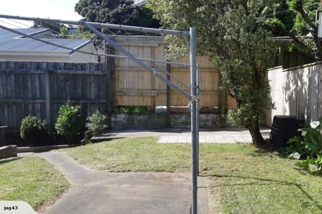 Photo of property in 2/56 Ira Street, Miramar, Wellington, 6022