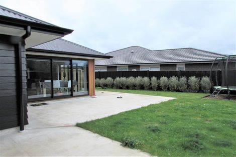 Photo of property in 5 Don Griffin Grove, Trentham, Upper Hutt, 5018