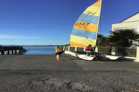 Photo of property in 109 Beachville Road, Redcliffs, Christchurch, 8081