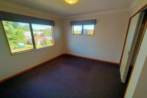 Photo of property in 99a Atawhai Road, Fitzherbert, Palmerston North, 4410