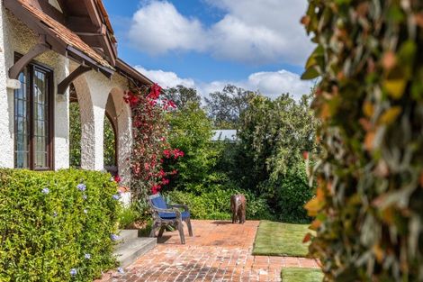 Photo of property in 35 Greenwood Road, Havelock North, 4130