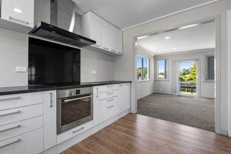 Photo of property in 8 Park Road, Western Heights, Rotorua, 3015