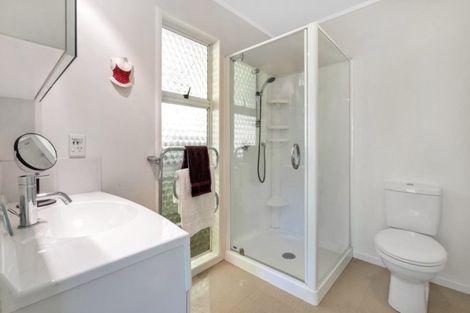 Photo of property in 8 Montressor Place, Howick, Auckland, 2014