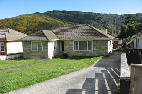 Photo of property in 88 Coast Road, Wainuiomata, Lower Hutt, 5014