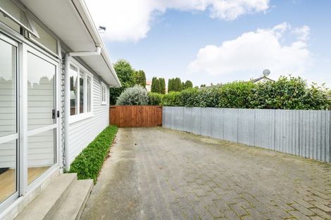 Photo of property in 7 Luton Street, Hokowhitu, Palmerston North, 4410