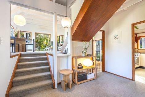 Photo of property in 27 Rosecamp Road, Beach Haven, Auckland, 0626