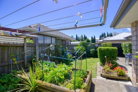 Photo of property in 2/335 Main South Road, Hornby, Christchurch, 8042