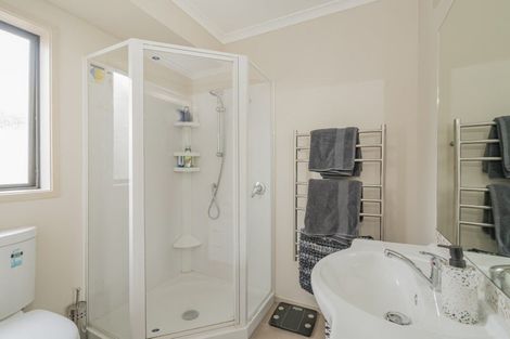 Photo of property in 42 Kupe Drive, Whitianga, 3510