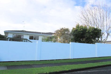Photo of property in 11 Belmere Rise, Farm Cove, Auckland, 2012