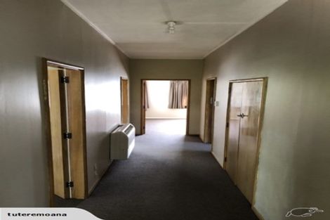 Photo of property in 72 Kent Street, Carterton, 5713