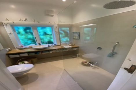 Photo of property in 25 Saint Michaels Crescent, Kelburn, Wellington, 6012