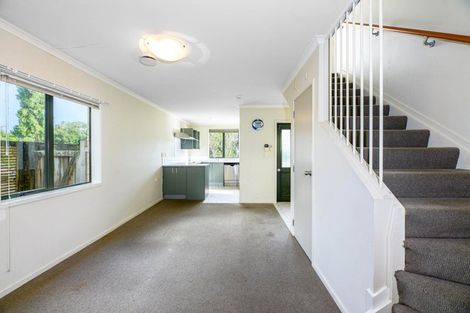 Photo of property in 12 Barnea Circle, Glen Eden, Auckland, 0602