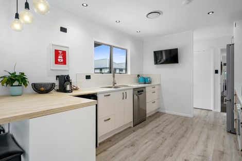 Photo of property in 6 Kelly Road, Cambridge, 3434