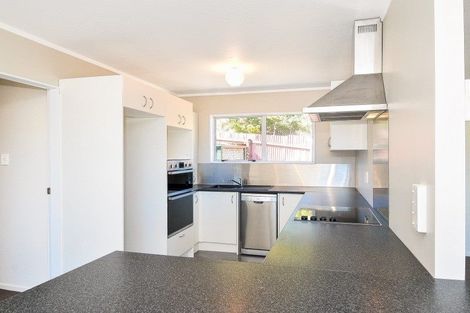 Photo of property in 19 Oaklands Grove, Clouston Park, Upper Hutt, 5018