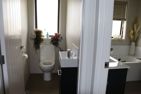 Photo of property in 888a Otaraoa Road, Tikorangi, Waitara, 4383