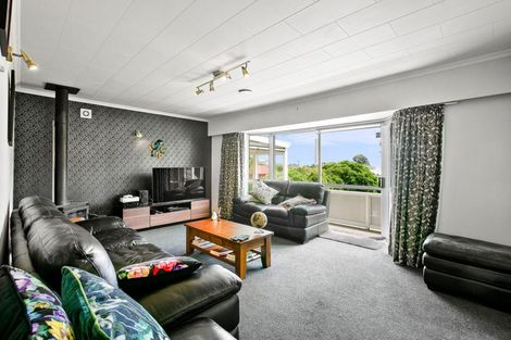 Photo of property in 87e Pioneer Road, Moturoa, New Plymouth, 4310