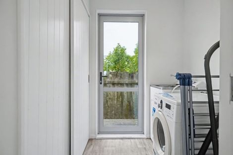 Photo of property in 992a Tremaine Avenue, Roslyn, Palmerston North, 4414