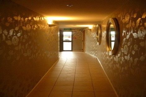 Photo of property in 11/80 Salamanca Road, Kelburn, Wellington, 6012