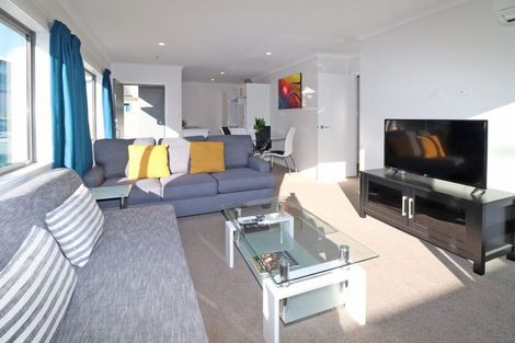 Photo of property in 2/5 Jones Crescent, Melville, Hamilton, 3206