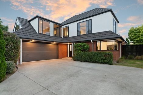 Photo of property in 15 Abingdon Court, Avonhead, Christchurch, 8042