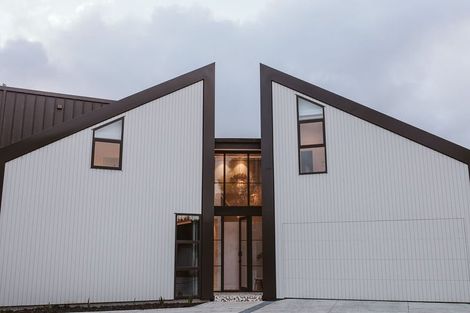 Photo of property in 366 Frankley Road, Ferndale, New Plymouth, 4310