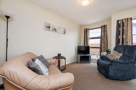 Photo of property in 15 Carthew Street, Feilding, 4702