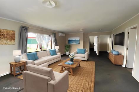 Photo of property in 6 Buckland Road, Tuakau, 2121