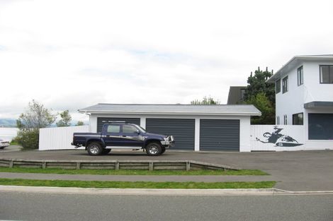 Photo of property in 1 Martin Street, Monaco, Nelson, 7011