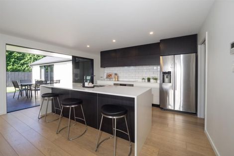 Photo of property in 16 Kelburn Place, Tinwald, Ashburton, 7700