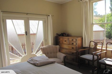 Photo of property in Rowan Cottage, 1674 Saint Bathans Loop Road, Saint Bathans, 9386