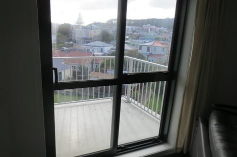 Photo of property in Palm Grove Apartments, 16/13d Palm Grove, Berhampore, Wellington, 6023