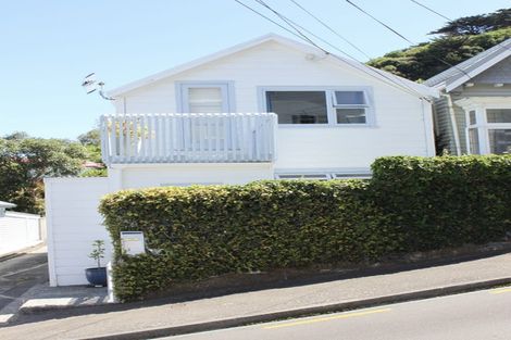 Photo of property in 29 Newman Terrace, Thorndon, Wellington, 6011