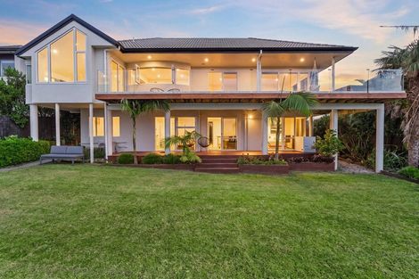 Photo of property in 95 Tiri Road, Tindalls Beach, Whangaparaoa, 0930