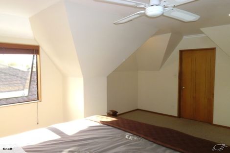 Photo of property in 3 Pahiatua Street, Hokowhitu, Palmerston North, 4410