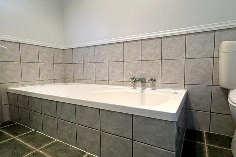 Photo of property in 1/13 Newhaven Terrace, Mairangi Bay, Auckland, 0630