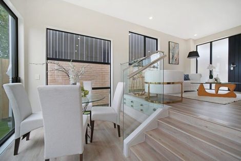 Photo of property in 59 Golf Road, New Lynn, Auckland, 0600