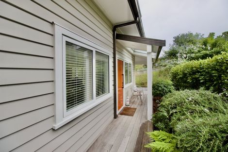 Photo of property in 17a Target Road, Totara Vale, Auckland, 0629