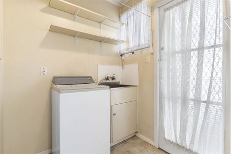 Photo of property in 1/840 Manukau Road, Royal Oak, Auckland, 1061