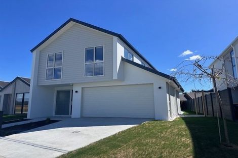 Photo of property in 15a Rose Leigh Drive, Cambridge, 3434