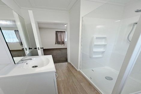 Photo of property in 1/72 Bridge Street, Bulls, 4818