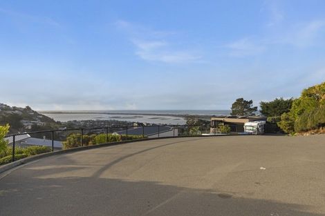 Photo of property in 15 Mandalay Lane, Redcliffs, Christchurch, 8081